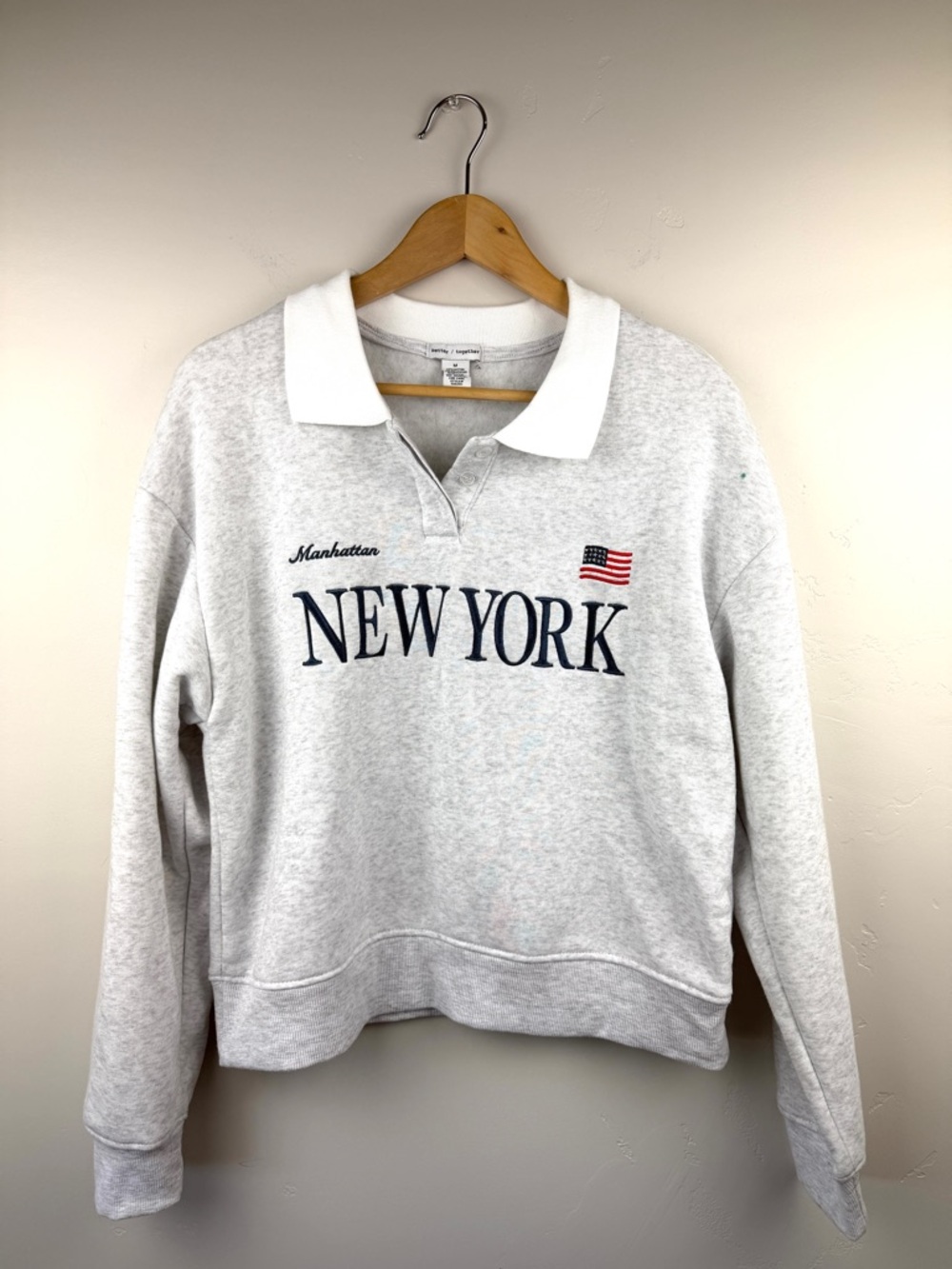better together Manhattan New York Collared Sweatshirt Size M